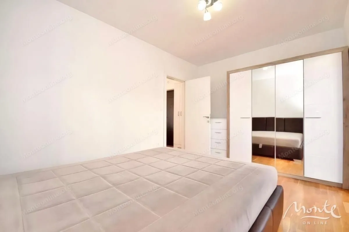 Prodaja, dvosoban stan, 55m², Igalo, Herceg Novi