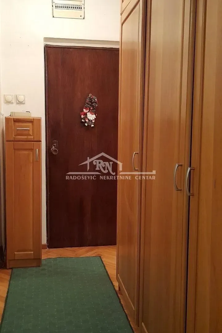 Rent, two bedroom apartment, 48m², Slavija, Vračar Sve Podlokacije