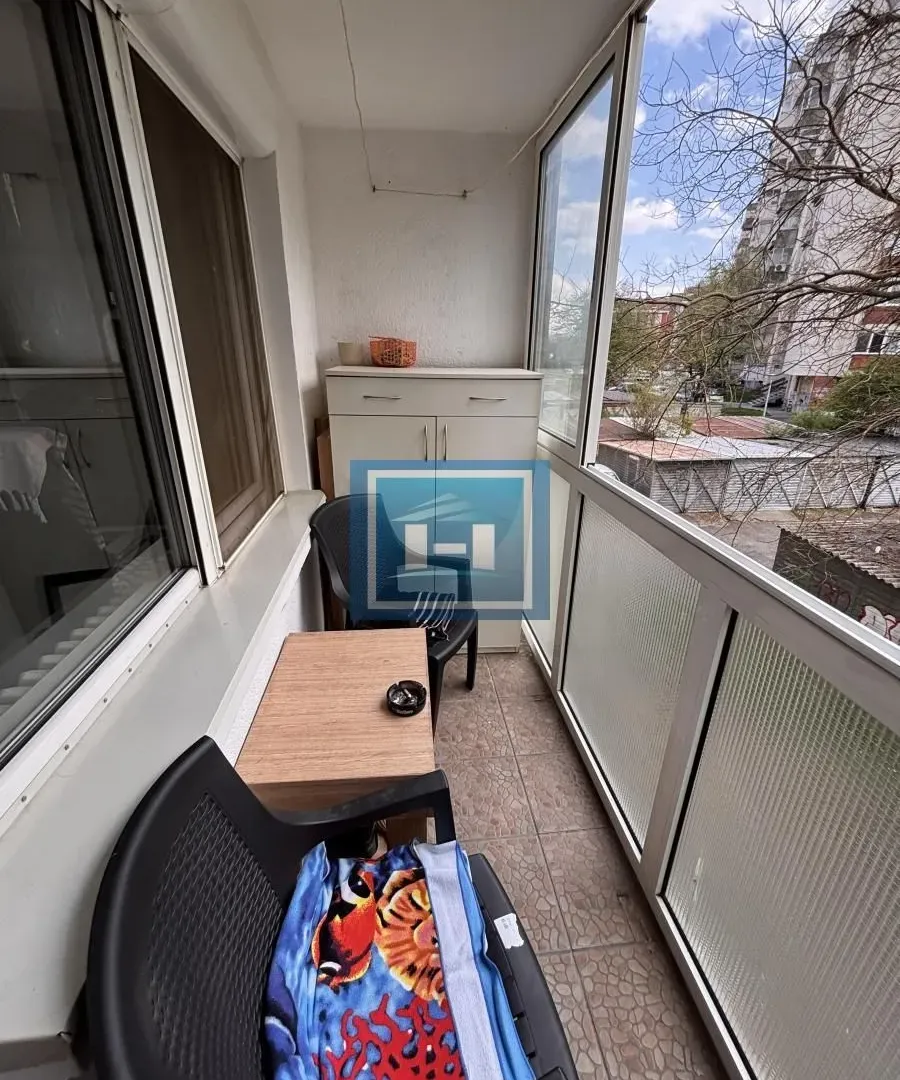 Prodaja, trosoban stan, 73m², Centar, Jagodina