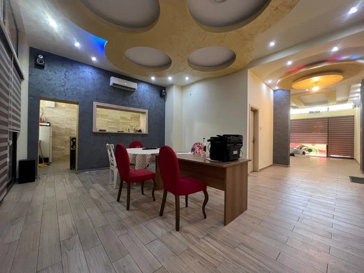 Izdavanje, poslovni prostor, 60m², Preko Morače, Podgorica