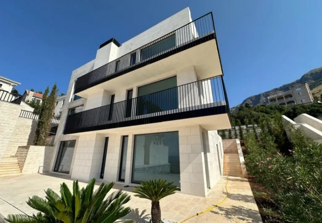 Prodaja, kuća, 443m², Reževići, Budva