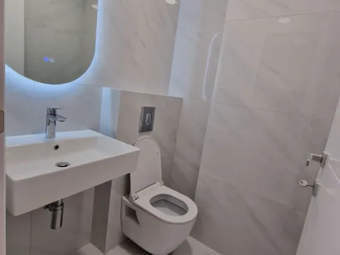 Sale, two bedroom apartment, 77m², Budva, Crna Gora - image 18