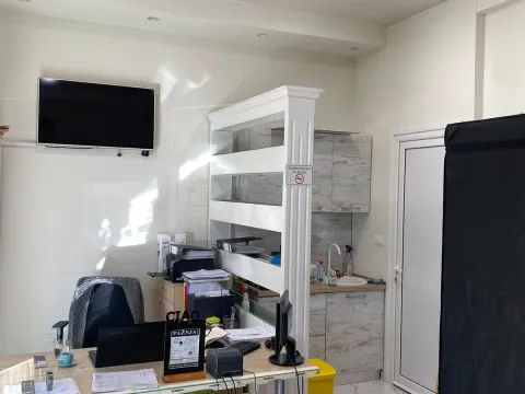 Prodaja, poslovni prostor, 101m², Blok 9, Podgorica - image 3