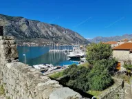 Prodaja, stan, 34m², Grad, Kotor