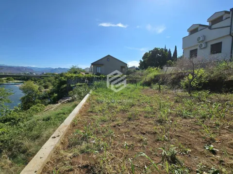 Sale, house, 343m², Zabjelo, Podgorica - image 10