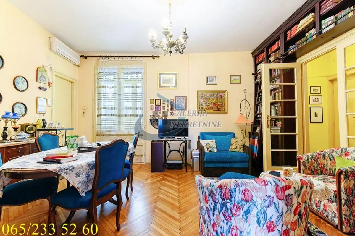 Prodaja, trosoban stan, 85m², Slavija, Vračar Sve Podlokacije