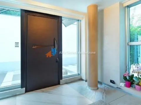 Rent, house, 365m², Uciteljsko Naselje, Zvezdara Sve Podlokacije - image 34