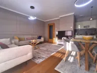 Izdavanje, stan, 80m², Blok 9, Podgorica - image 1