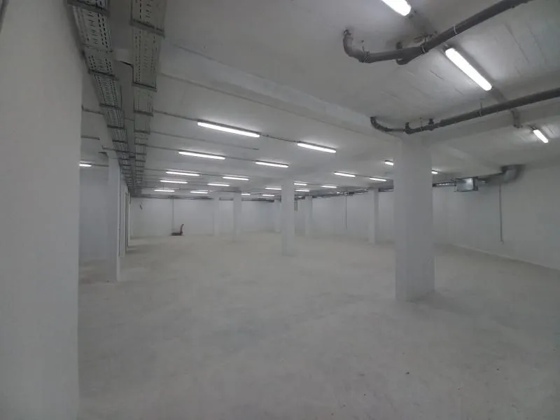 Sale, office space, 3100m², Ledine, Beograd