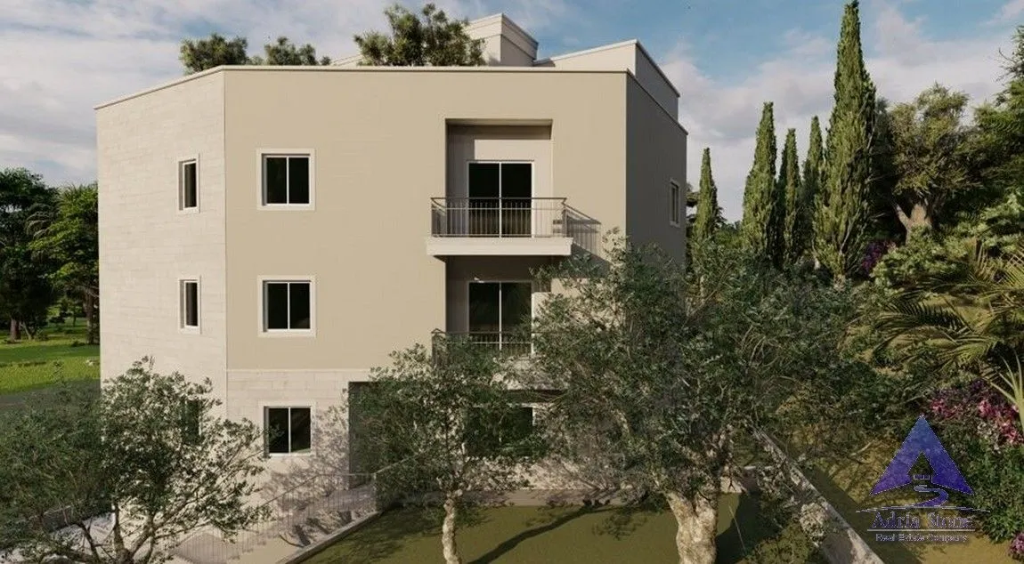 Sale, two bedroom apartment, 55m², Petrovac, Budva