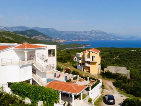 Izdavanje, kuća, 382m², Krimovica, Kotor - image 6