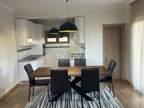 Prodaja, kuća, 200m², Rogami, Podgorica - image 4