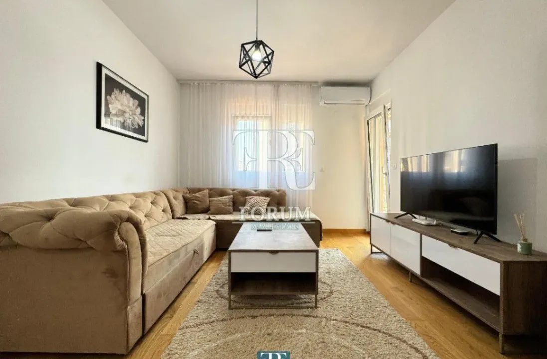 Izdavanje, dvosoban stan, 75m², New City, Podgorica