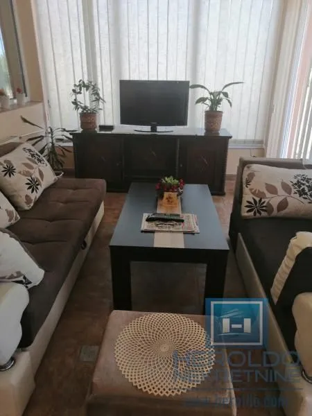 Sale, house, 459m², Batočina, Srbija