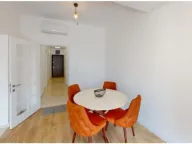 Izdavanje, dvosoban stan, 75m², Kalimanj, Tivat - image 3