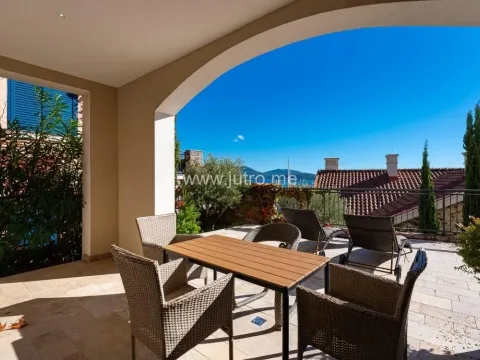 Prodaja, trosoban stan, 190m², Luštica, Tivat - image 26