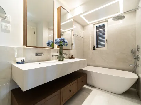 Prodaja, dvosoban stan, 105m², Luštica Bay, Tivat - image 9