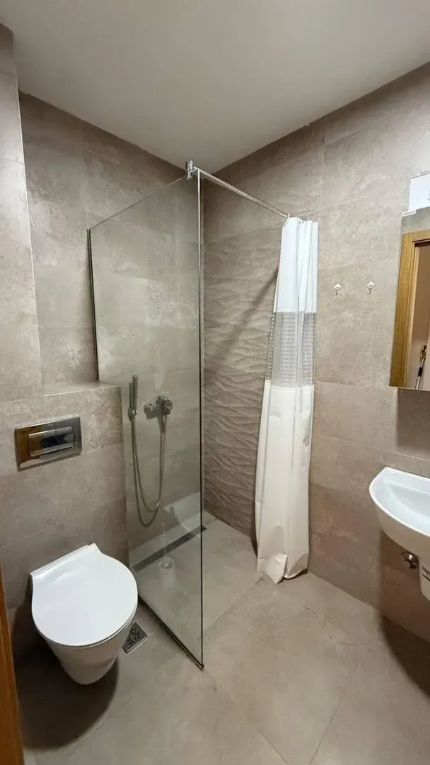 Rent, one bedroom apartment, 45m², Bečići, Budva