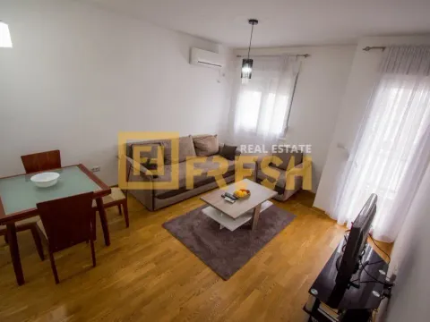 Izdavanje, jednosoban stan, 44m², City Kvart, Podgorica - image 2