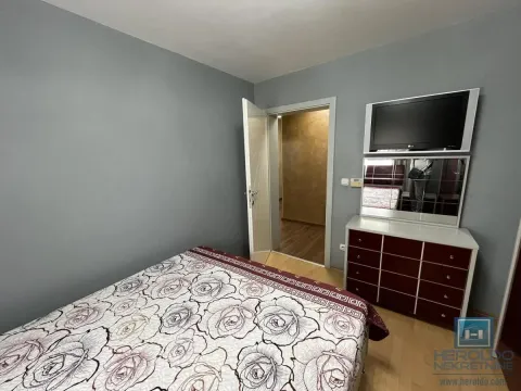 Prodaja, kuća, 302m², Vinorača, Jagodina - image 50