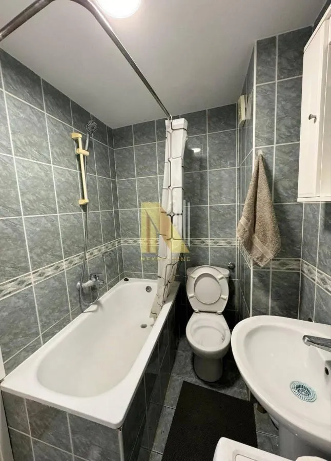 Izdavanje, jednosoban stan, 41m², Cara Dušana, Novi Sad Sve Podlokacije