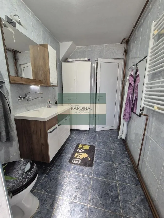 Sale, house, 181m², Kajsijar, Jagodina