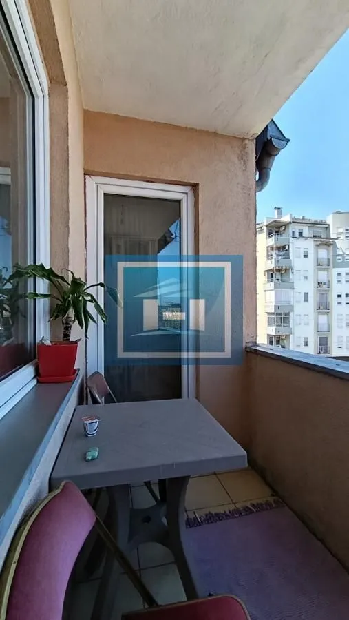 Prodaja, trosoban stan, 83m², Vašarište, Jagodina