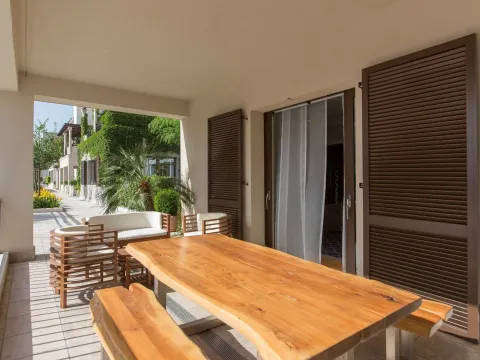 Prodaja, jednosoban stan, 90m², Porto Montenegro, Tivat - image 2