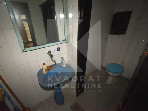 Sale, office space, 41m², Blok 5, Podgorica - image 6