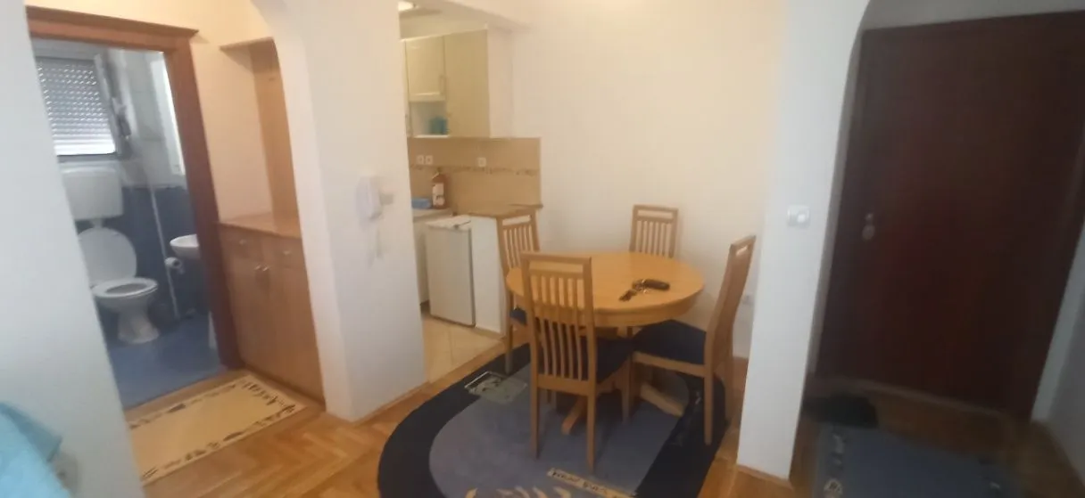 Rent, one bedroom apartment, 37m², Škaljari, Kotor