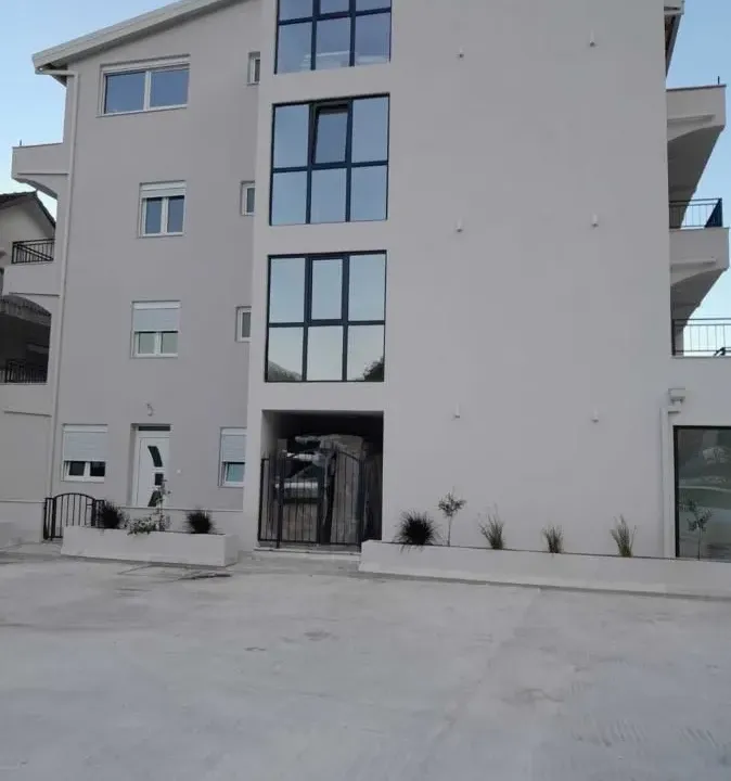 Sale, one bedroom apartment, 46m², Sutorina, Herceg Novi