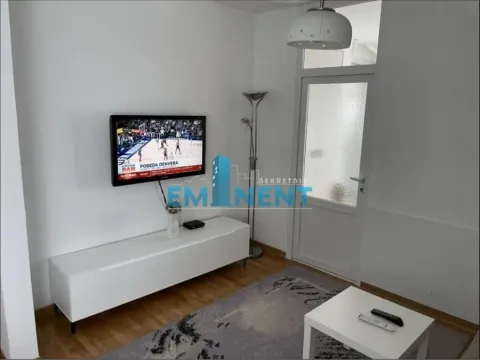 Izdavanje, stan, 48m², Novi Beograd Blok 67, Novi Beograd Sve Podlokacije - image 1