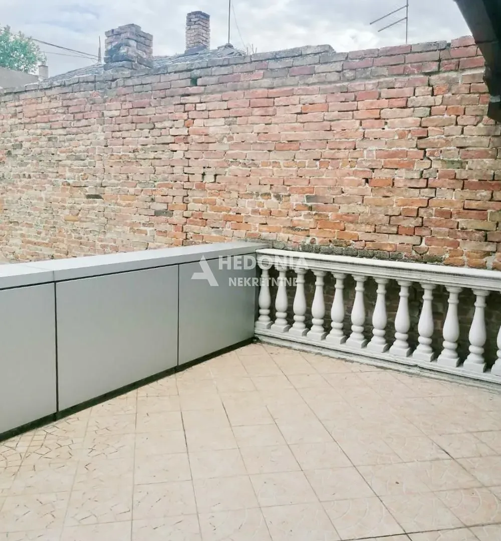 Rent, office space, 600m², Zemun Centar, Zemun Sve Podlokacije