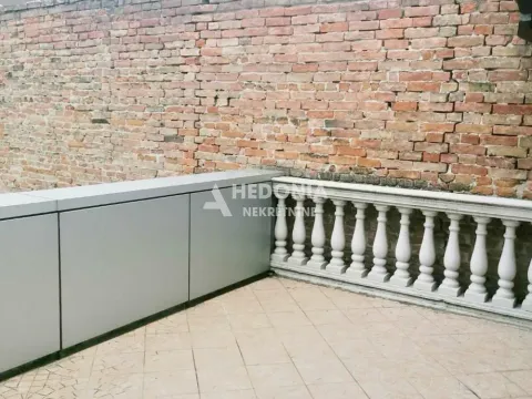 Rent, office space, 600m², Zemun Centar, Zemun Sve Podlokacije - image 17