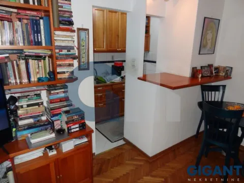 Prodaja, jednosoban stan, 30m², Vukov Spomenik, Zvezdara Sve Podlokacije - image 5