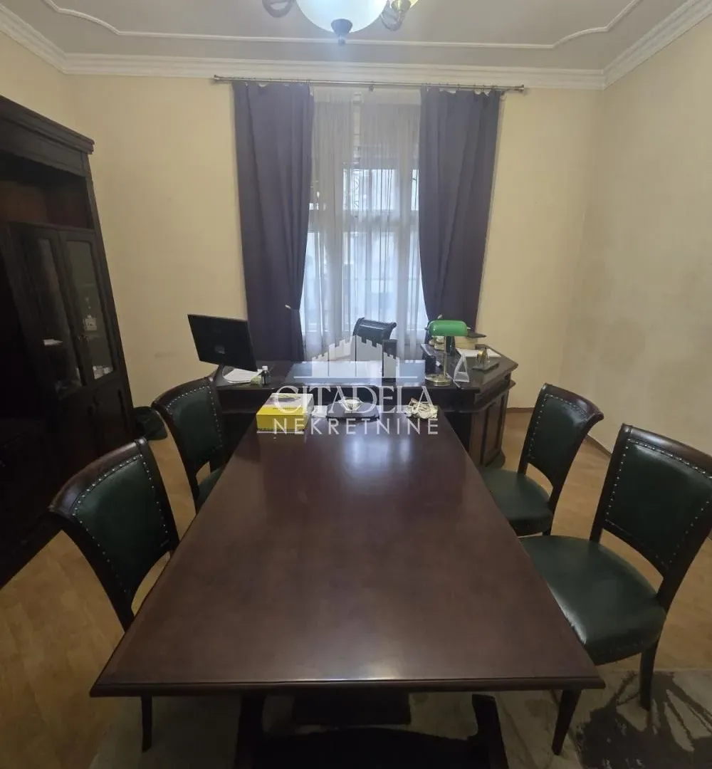 Rent, four bedroom apartment, 100m², Stari Grad, Beograd