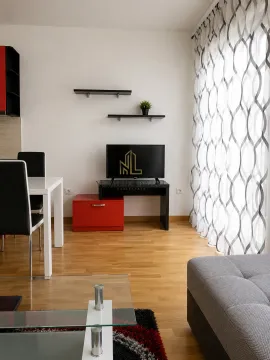 Rent, studio apartment, 29m², City Kvart, Podgorica - image 3