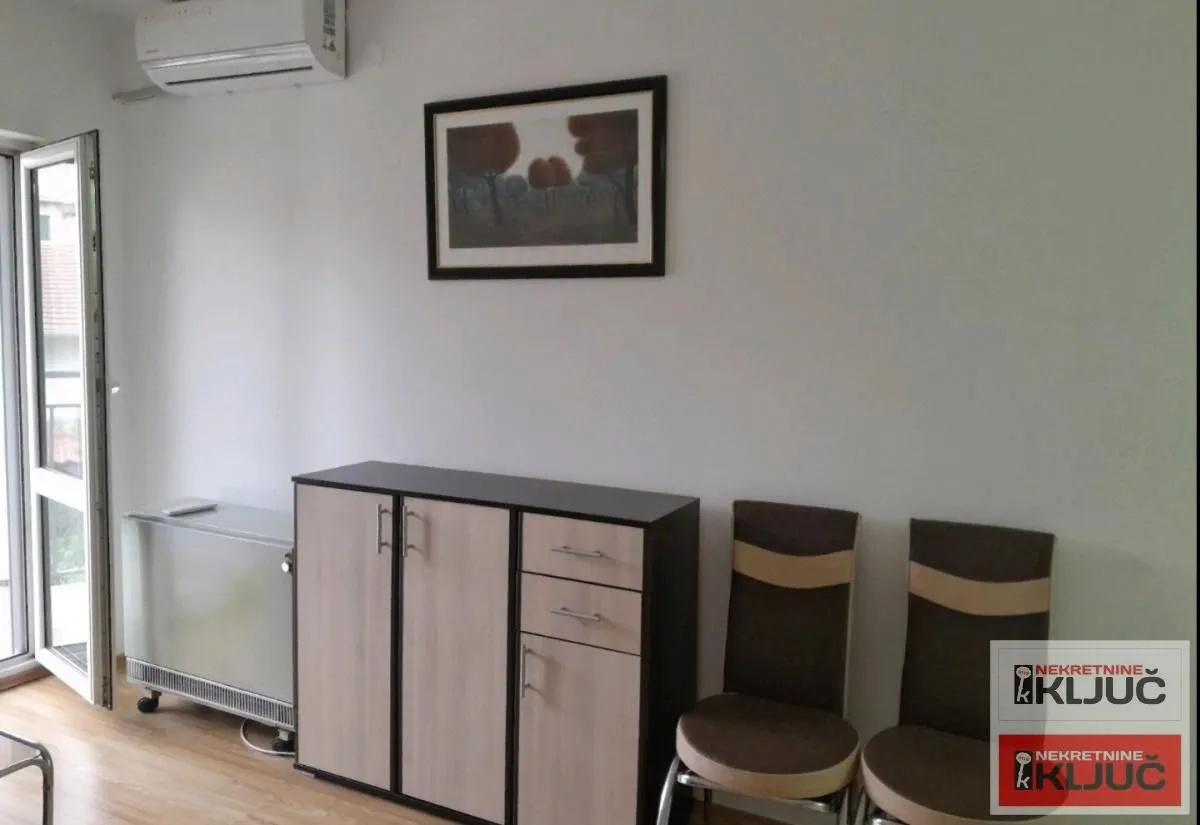 Rent, studio apartment, 27m², Salajka, Novi Sad Sve Podlokacije