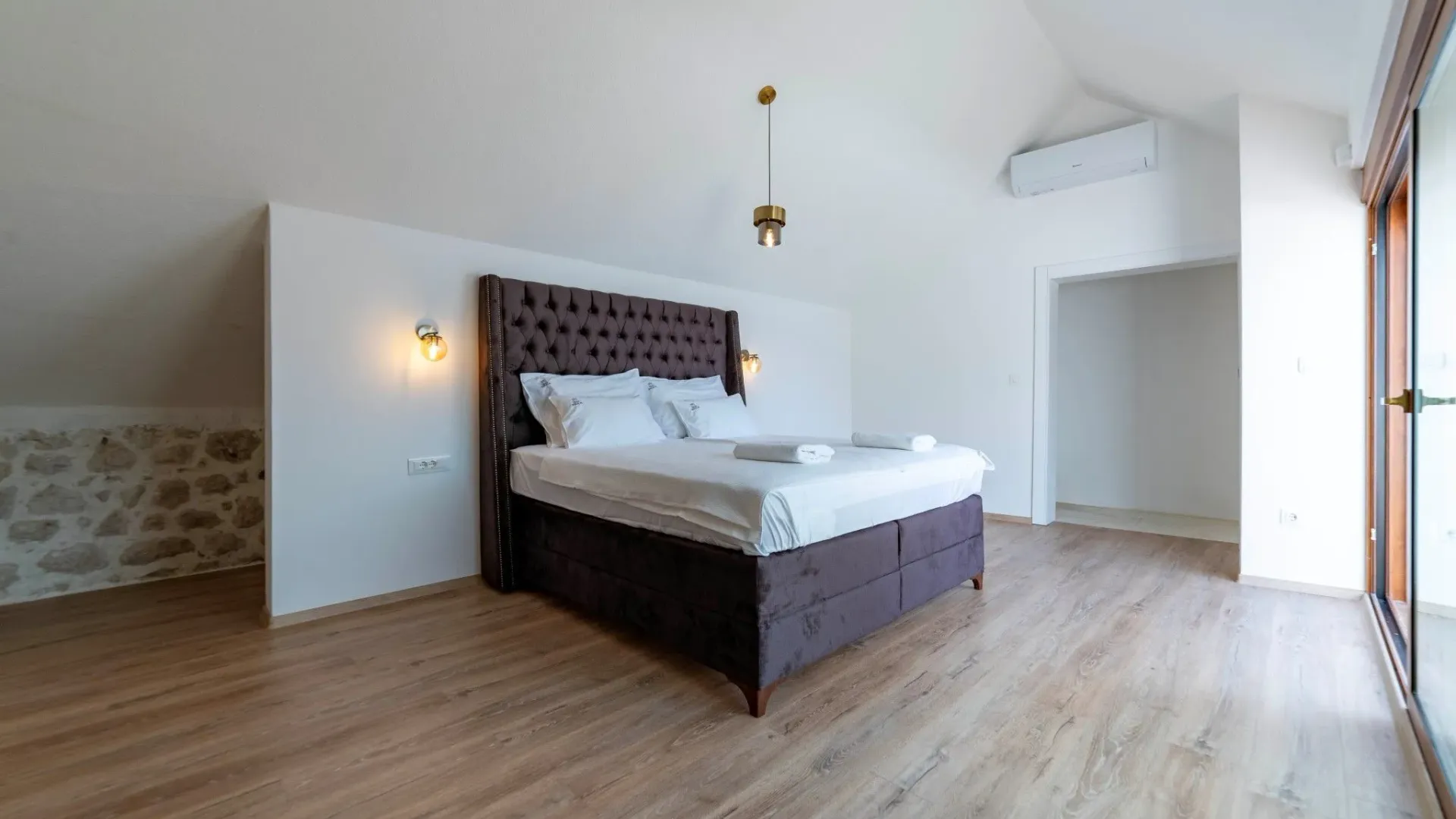 Rent, house, 150m², Orahovac, Kotor