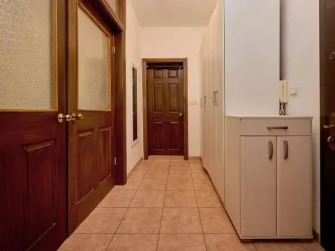 Prodaja, dvosoban stan, 62m², Budva, Crna Gora - image 10