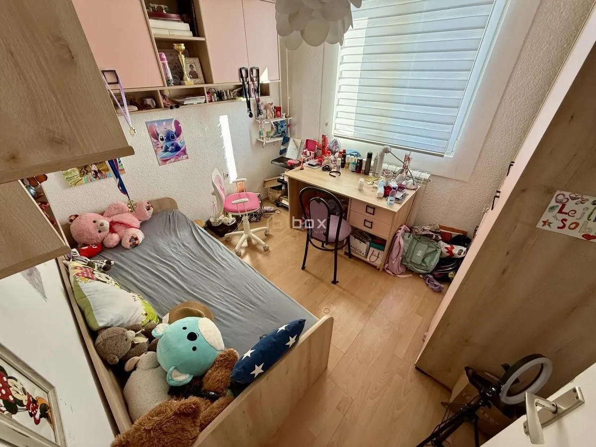 Prodaja, trosoban stan, 75m², Medijana, Niš
