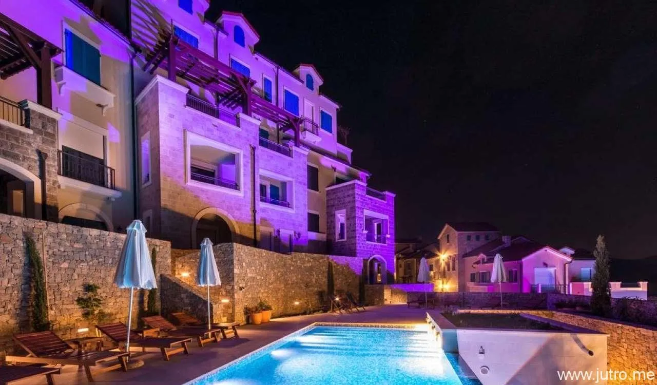 Prodaja, jednosoban stan, 55m², Luštica, Tivat