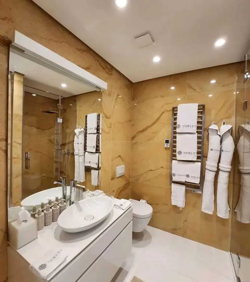 Prodaja, dvosoban stan, 138m², Dukley Gardens, Budva