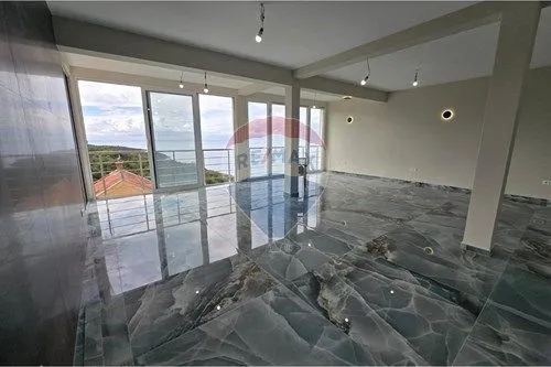 Sale, one bedroom apartment, 94m², Kruče, Ulcinj