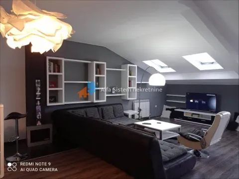 Sale, three bedroom apartment, 133m², Cvetkova Pijaca, Zvezdara Sve Podlokacije - image 2