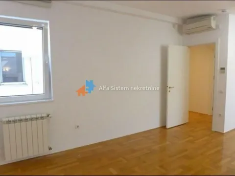 Rent, three bedroom apartment, 170m², Vračar Sve Podlokacije, Beograd - image 22