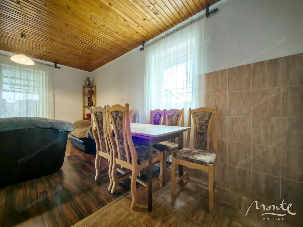 Prodaja, kuća, 130m², Žabljak, Crna Gora