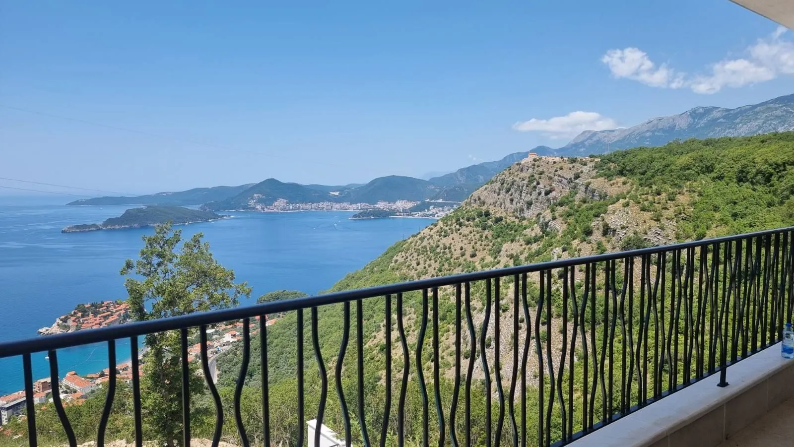 Sale, three bedroom apartment, 90m², Blizikuće, Budva