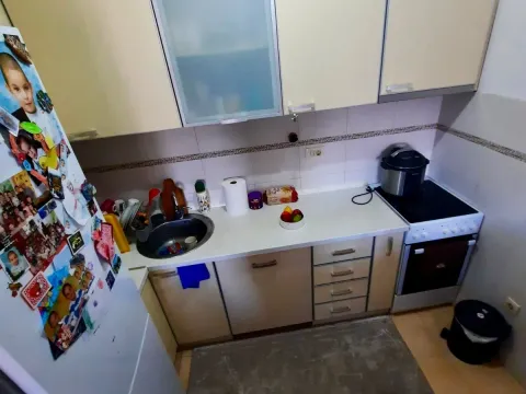 Prodaja, jednosoban stan, 45m², Stari Aerodrom, Podgorica - image 8