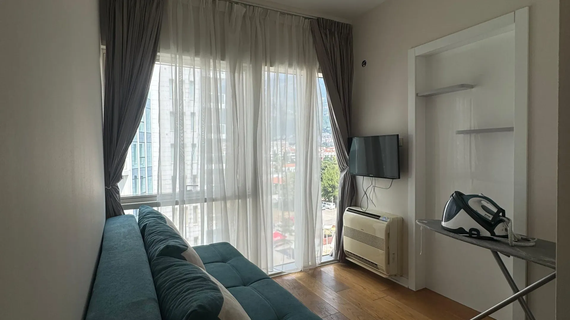 Rent, three bedroom apartment, 98m², Centar, Budva
